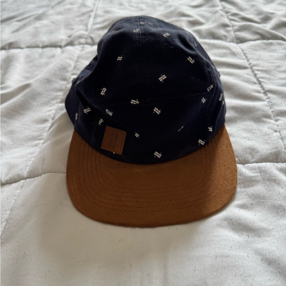 Navy Blue Brown Brim Patterned Cap Hat — Casual Streetwear Unisex